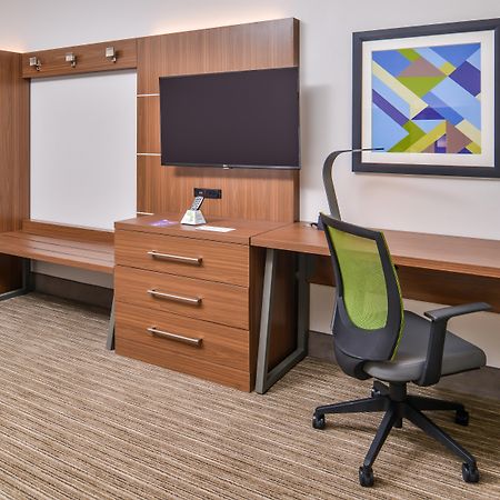 Holiday Inn Express & Suites - Van Horn By Ihg Exterior photo